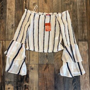 GUESS STRIPED CROP TOP OFF SHOULDER SIZE XS